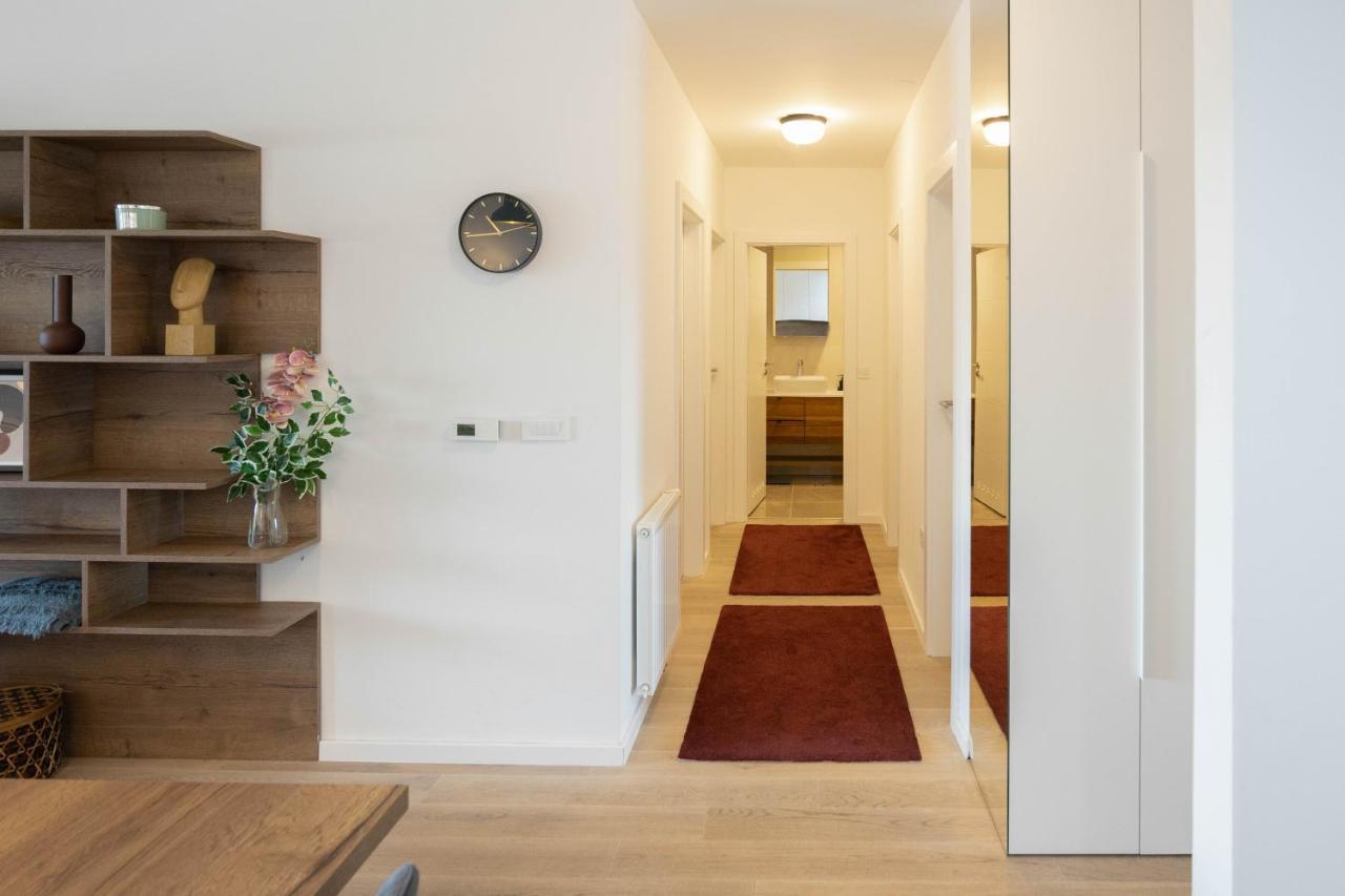 Stylish 2Bdr Apartment- Free Garage Zagreb Exteriör bild