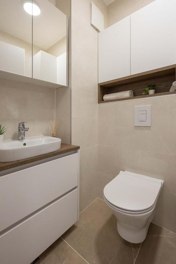 Stylish 2Bdr Apartment- Free Garage Zagreb Exteriör bild